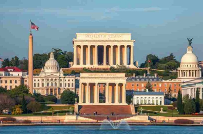 The Great American History Retreat